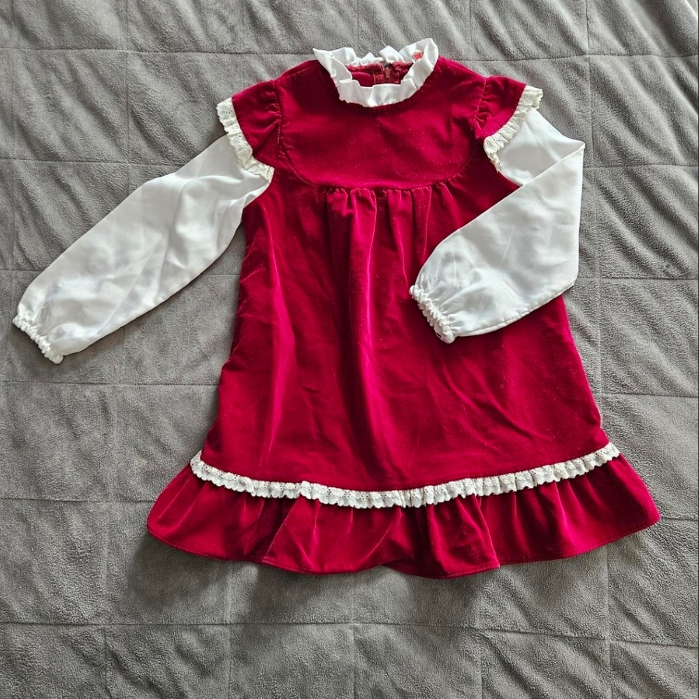 Majdell Coquette Style Dress